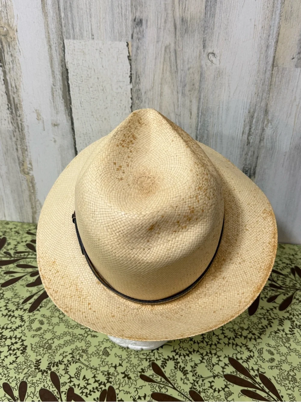 Stetson Natural Straw Hat with Brown Sweatband Large 7 1/4” - 7 3/8”